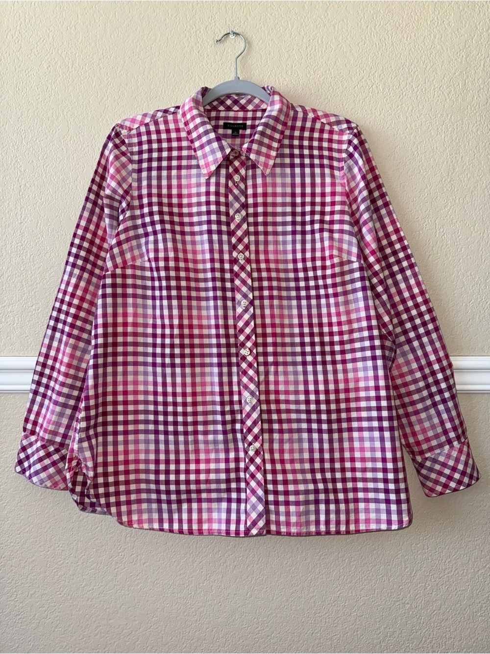 LIKE NEW Talbots 100% Cotton Pink Gingham Checkered Button Long Sleeve Shirt M